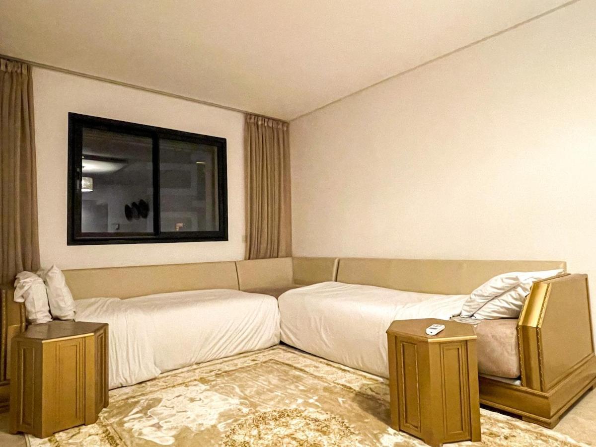Luxury Aprt 2-bedrooms-pool Hivernage Centre-free Parking