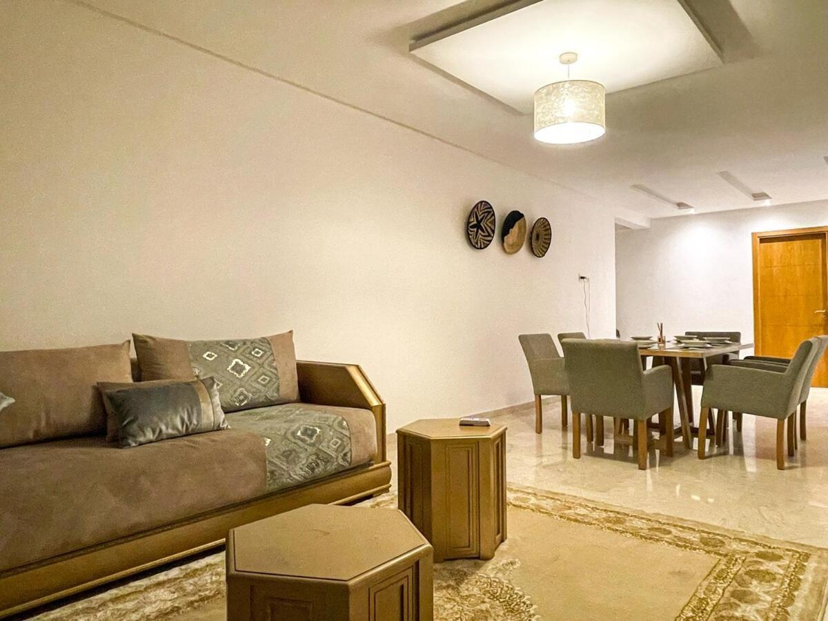 Apartment Luxury Aprt 2-bedrooms-pool Hivernage Centre-free Parking *